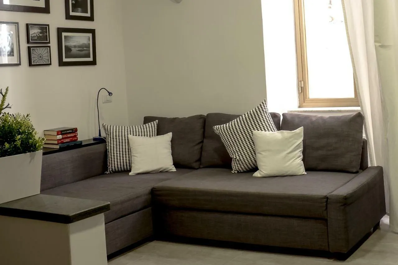 Manuela Apartments Centro - Quartieri Spagnoli Naples Italy